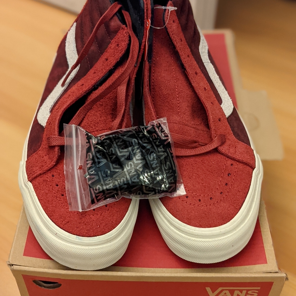 Size 10 Vans SK8 His
